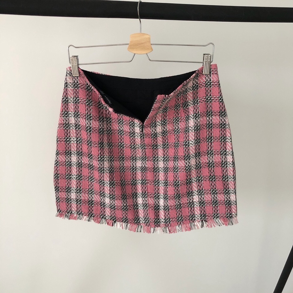 💫 HOST PICK💫 STRADIVARIUS Tweed Mini Skirt - Picture 4 of 5